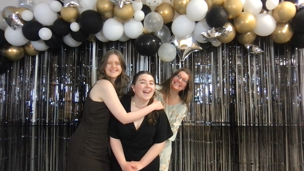 galla26_20260513_214804_1fd38776.jpeg